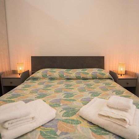 Dimora Francesca Apartment Салерно Екстериор снимка