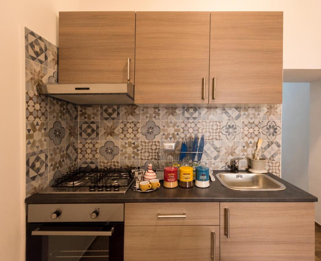 Dimora Francesca Apartment Салерно Екстериор снимка