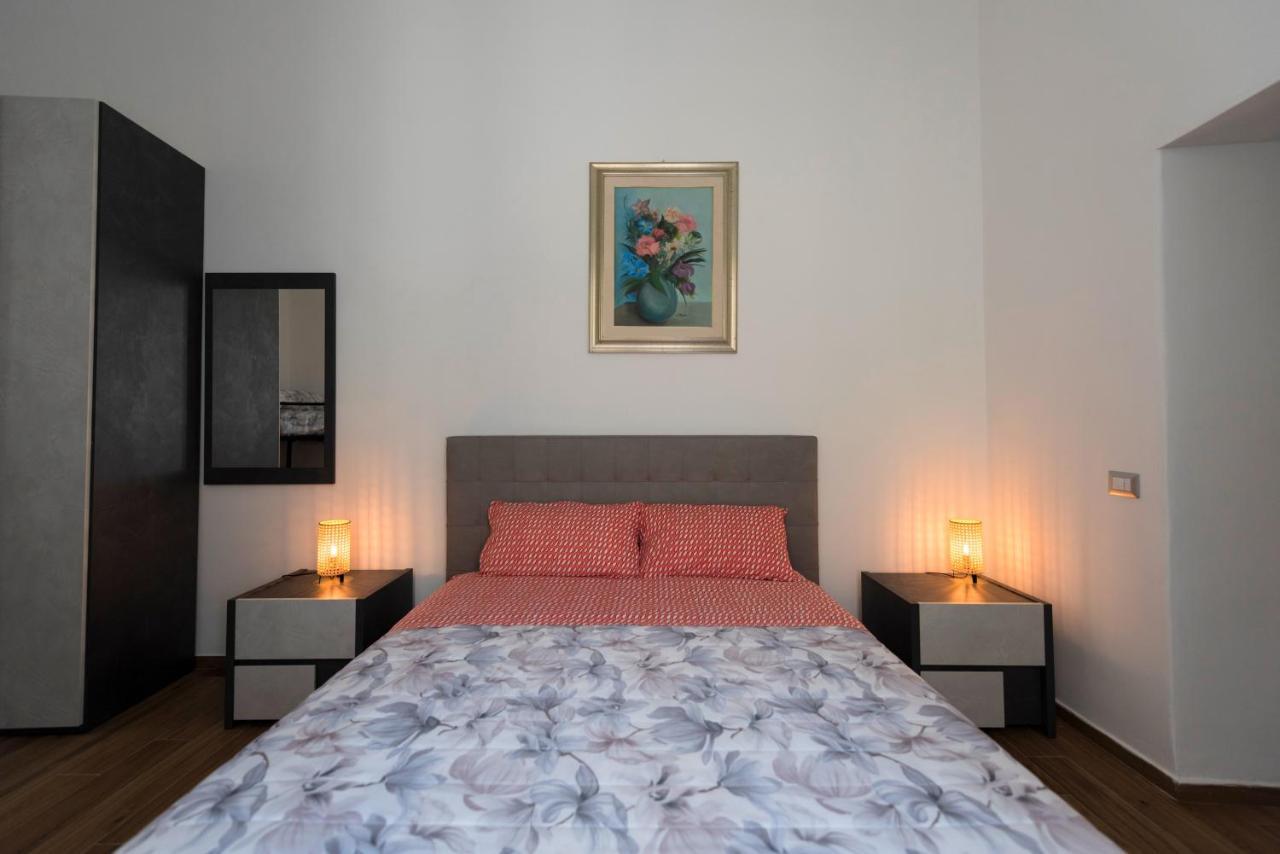 Dimora Francesca Apartment Салерно Екстериор снимка